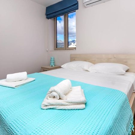 Timea Apartment ติวัต ภายนอก รูปภาพ